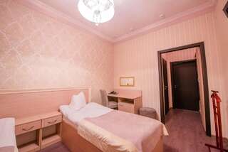 Гостиница Флоренция  Москва Бюджетный двухместный номер с 2 отдельными кроватями-2