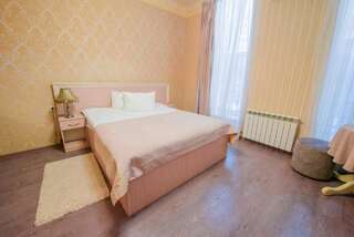 Гостиница Флоренция  Москва Большой двухместный номер с 1 кроватью-4