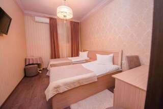 Гостиница Флоренция  Москва Бюджетный двухместный номер с 2 отдельными кроватями-4